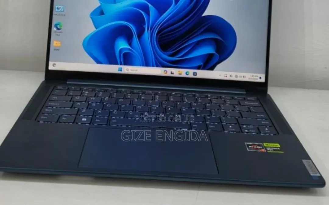 New Laptop Lenovo Yoga 9 16GB AMD Ryzen 7 SSD 512GB