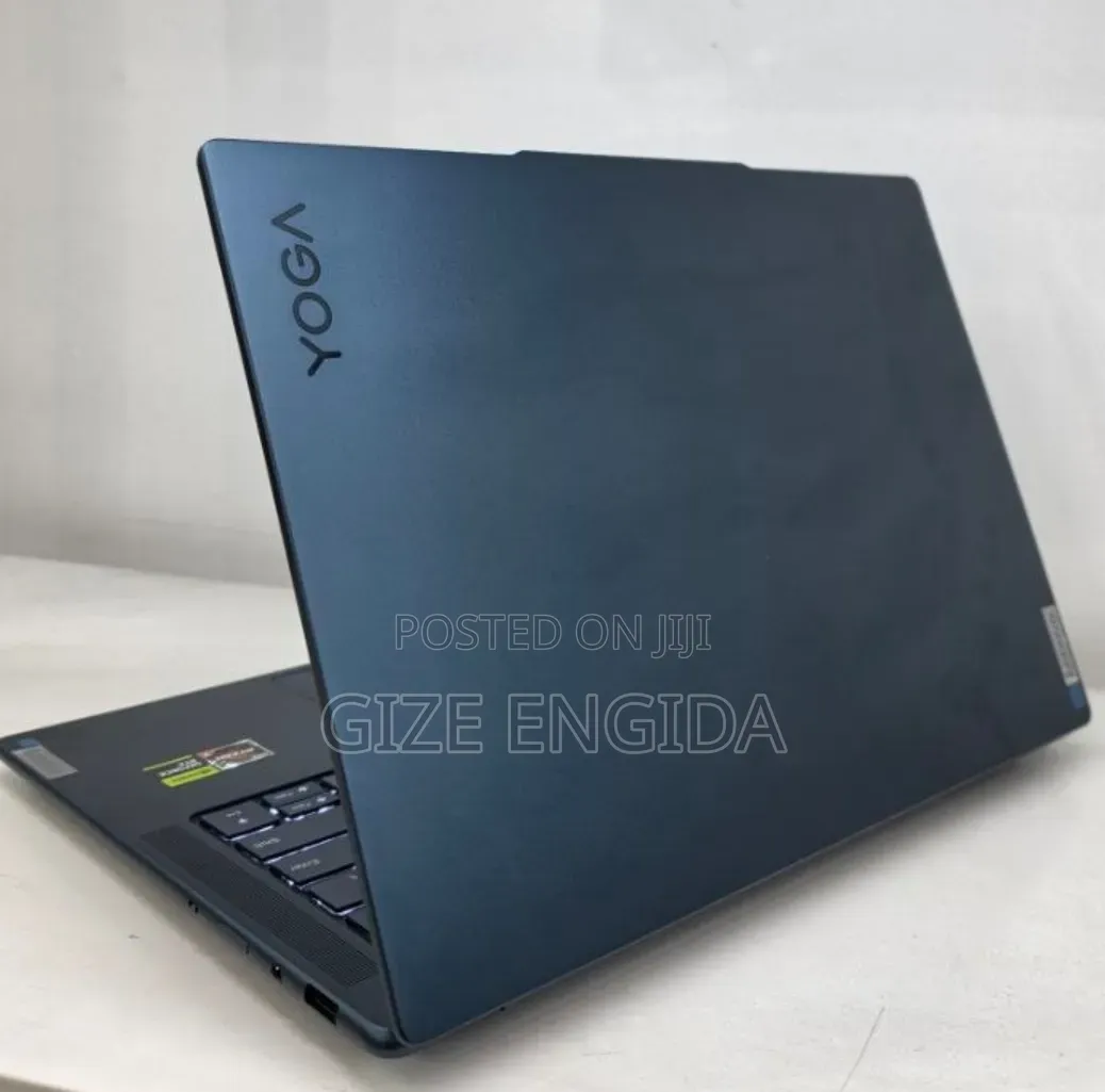 New Laptop Lenovo Yoga 9 16GB AMD Ryzen 7 SSD 512GB