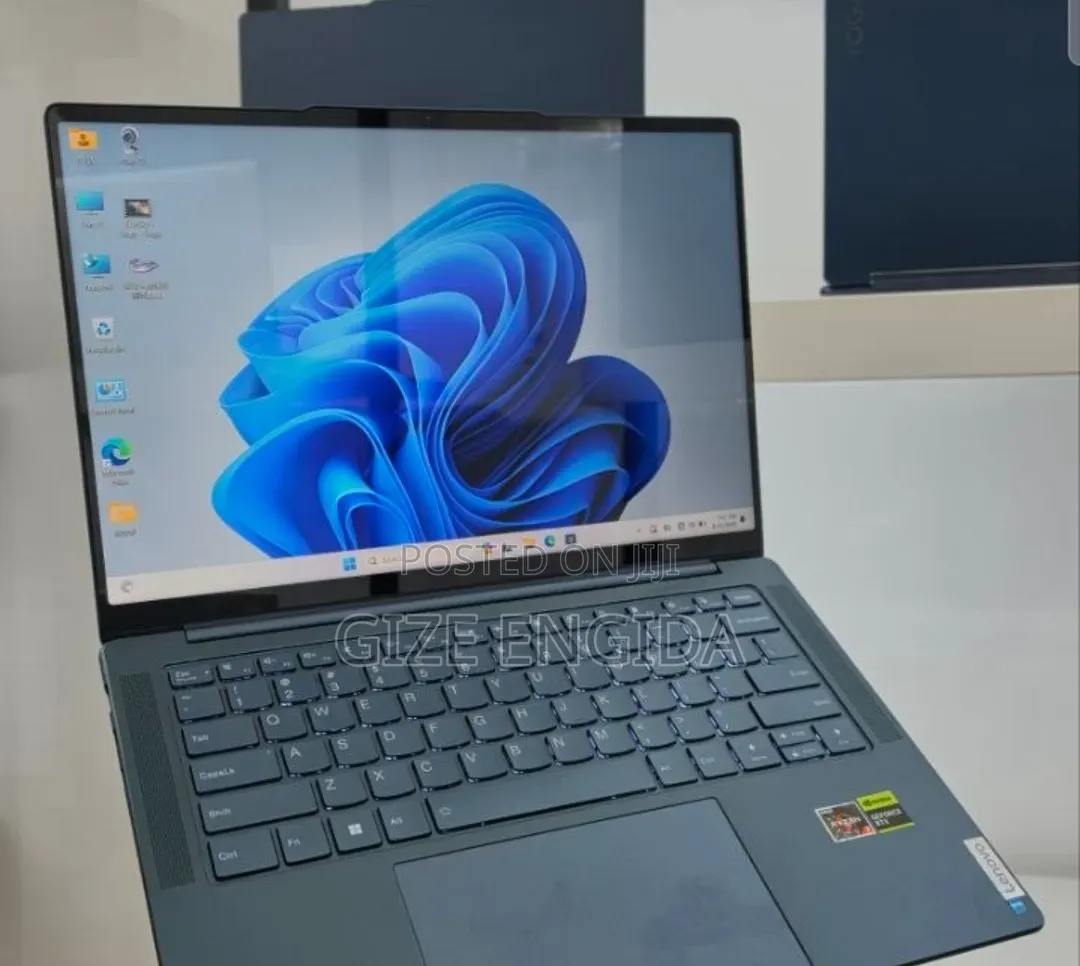 New Laptop Lenovo Yoga 9 16GB AMD Ryzen 7 SSD 512GB