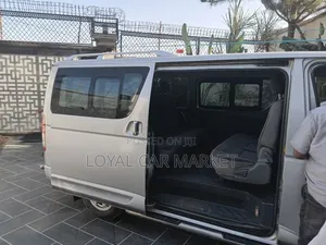 Toyota HiAce 2007 Grey