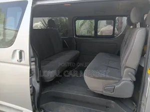 Toyota HiAce 2007 Grey