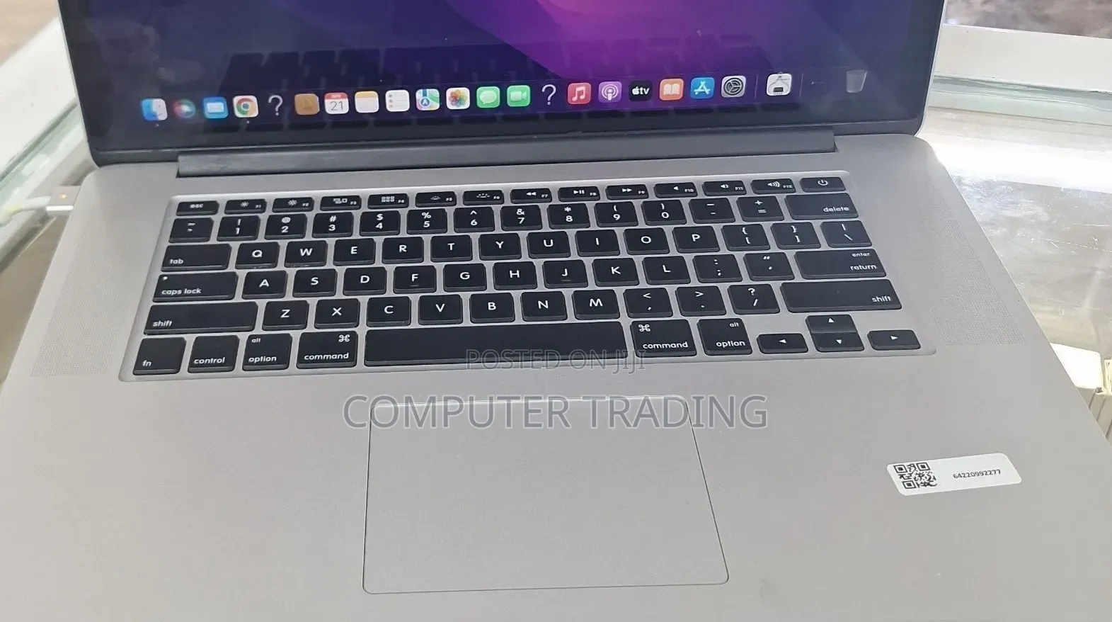 New Laptop Apple MacBook Pro 2015 16GB Intel Core i7 SSD 256GB