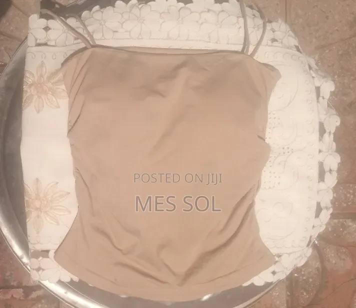 Free Size Top Build in Bra
