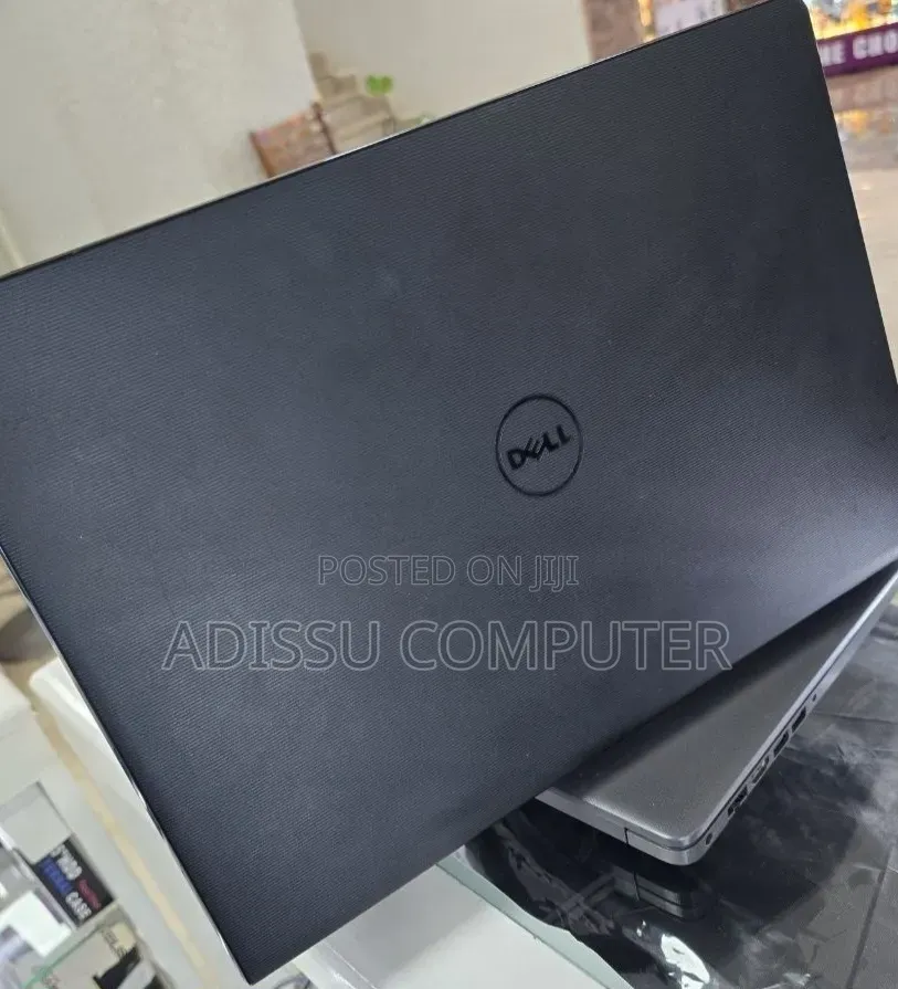New Laptop Dell XPS 13 4GB Intel Core i5 SSD 1T