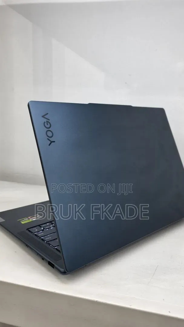 New Laptop Lenovo ThinkPad Yoga 16GB Intel Core i7 SSD 512GB
