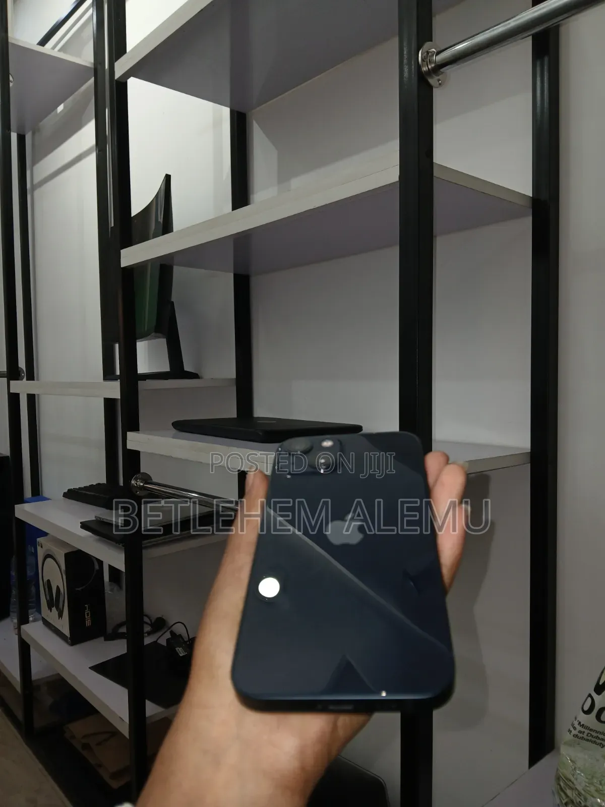 New Apple iPhone 13 128 GB Black