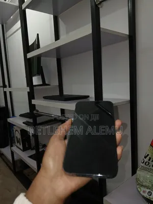 New Apple iPhone 13 128 GB Black