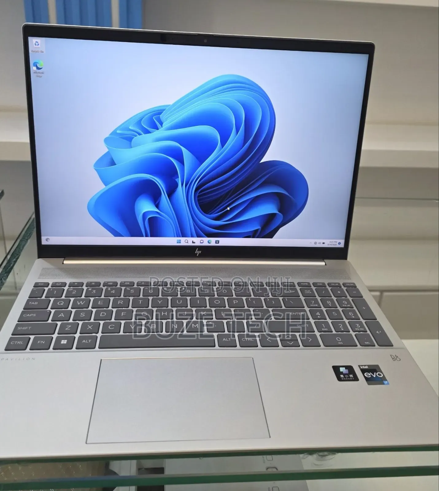 New Laptop HP Pavilion 15 16GB Intel Core i7 SSD 1T