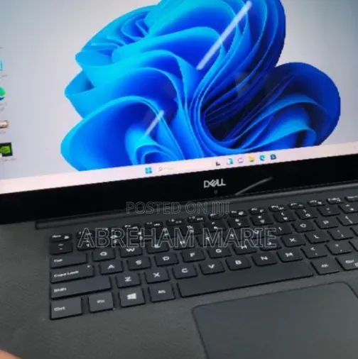 New Laptop Dell XPS 15 16GB Intel Core i7 SSD 512GB