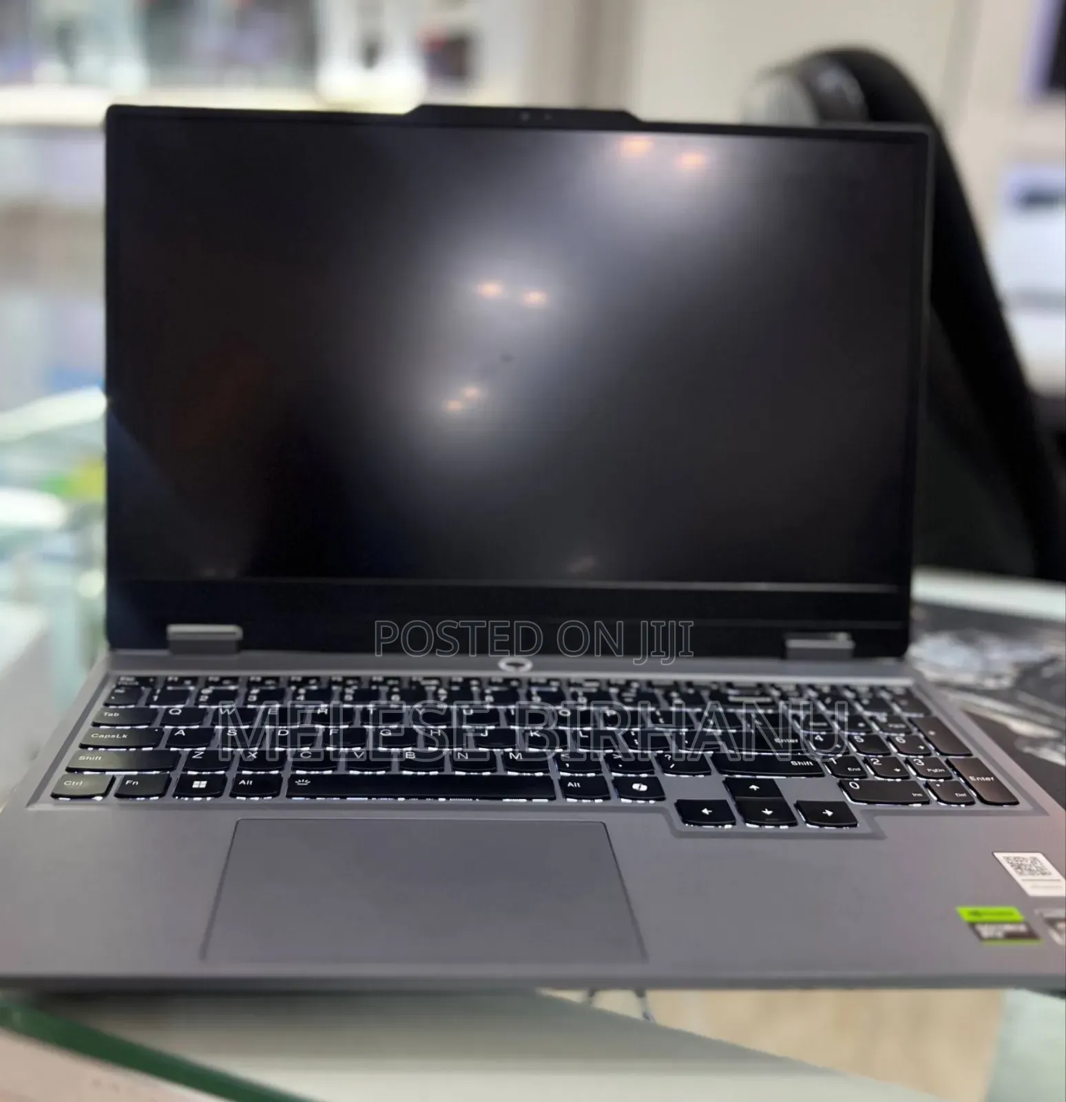 New Laptop Lenovo LOQ 15IRH8 16GB AMD Ryzen 5 SSD 512GB