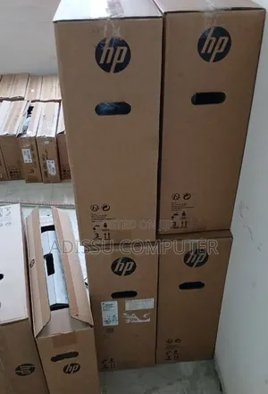New HP 200 G4 22 All-in-One 16GB Intel Core i7 SSD 256GB