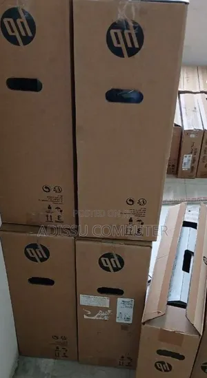 New HP 200 G4 22 All-in-One 16GB Intel Core i7 SSD 256GB