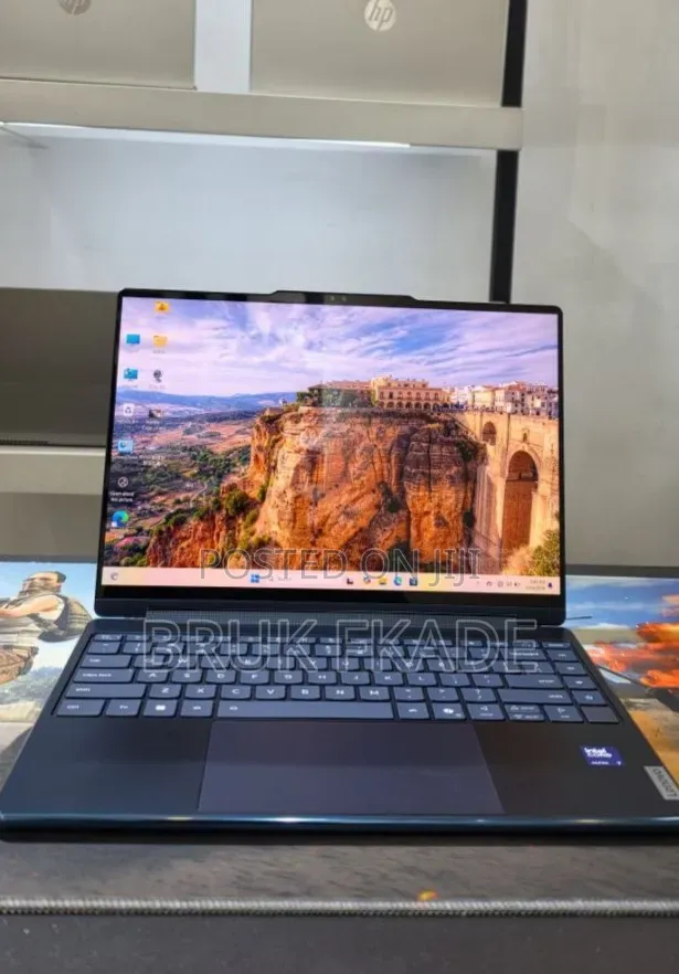 New Laptop Lenovo ThinkPad Yoga 16GB Intel Core Ultra 7 SSD 1T