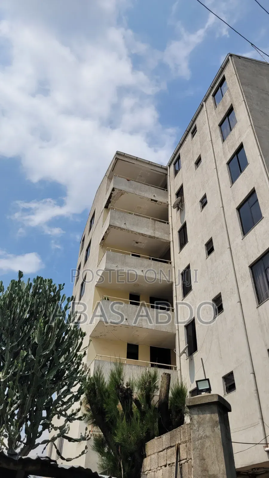 2bdrm Apartment in Personal House, Arada for Sale