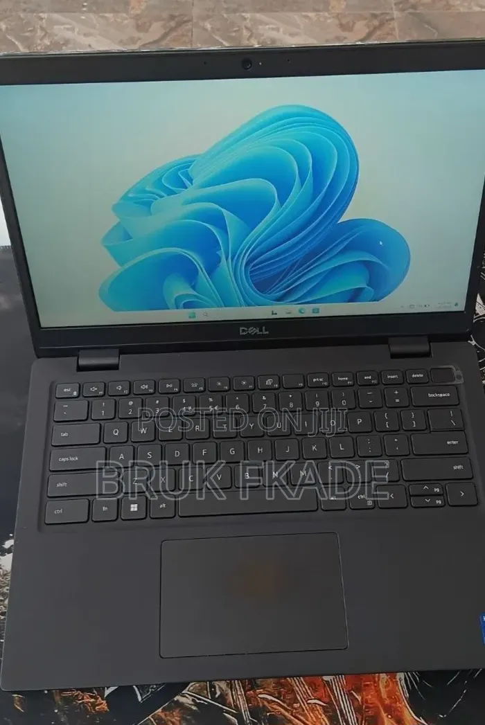 New Laptop Dell Latitude 5310 16GB Intel Core i7 SSD 512GB