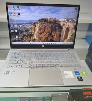 New Laptop HP Pavilion 14 16GB Intel Core i5 SSD 512GB