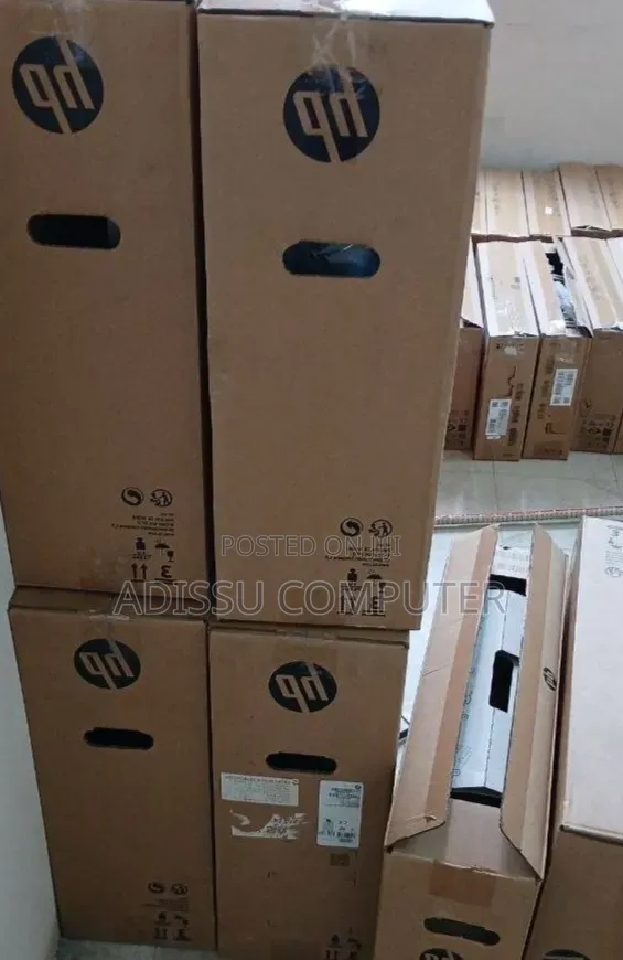 New HP 200 G4 22 All-in-One 16GB Intel Core i7 SSD 256GB