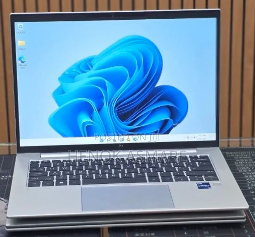 New Laptop HP EliteBook 840 G9 16GB Intel Core i7 SSD 512GB