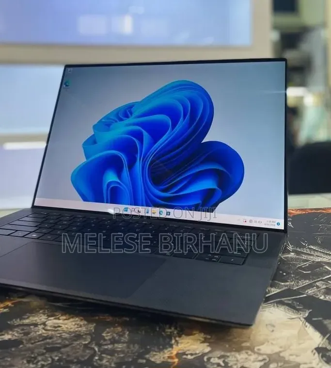 New Laptop Dell Precision 15 3541 16GB Intel Core i7 SSD 512GB