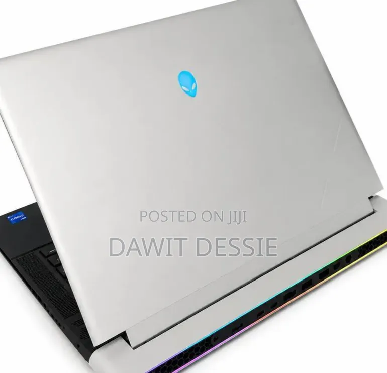New Laptop Alienware X16 32GB Intel Core i9 SSD 1T