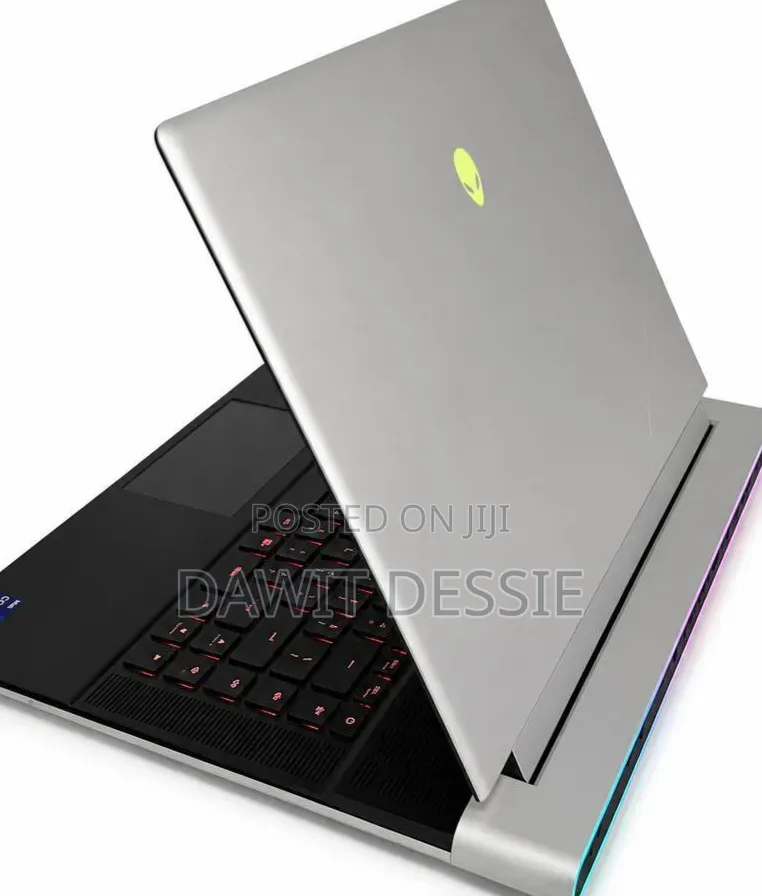 New Laptop Alienware X16 32GB Intel Core i9 SSD 1T
