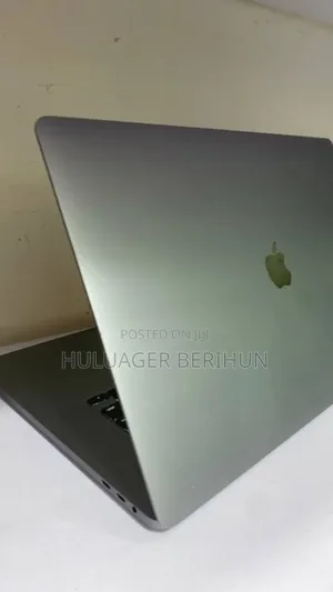 New Laptop Apple MacBook Pro 2019 16GB Intel Core i9 SSD 1T