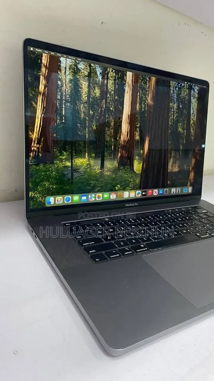 New Laptop Apple MacBook Pro 2019 16GB Intel Core i9 SSD 1T