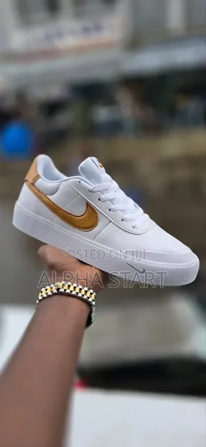 Nike Sb Poi Court High Master Quality Shoes Flat Shoes Made in Vietnam