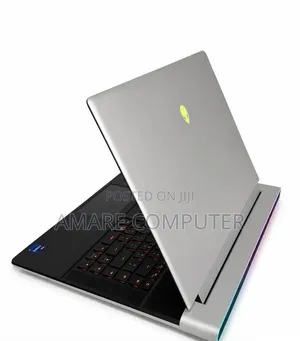 New Laptop Alienware X16 r1 32GB Intel Core i9 SSD 1T