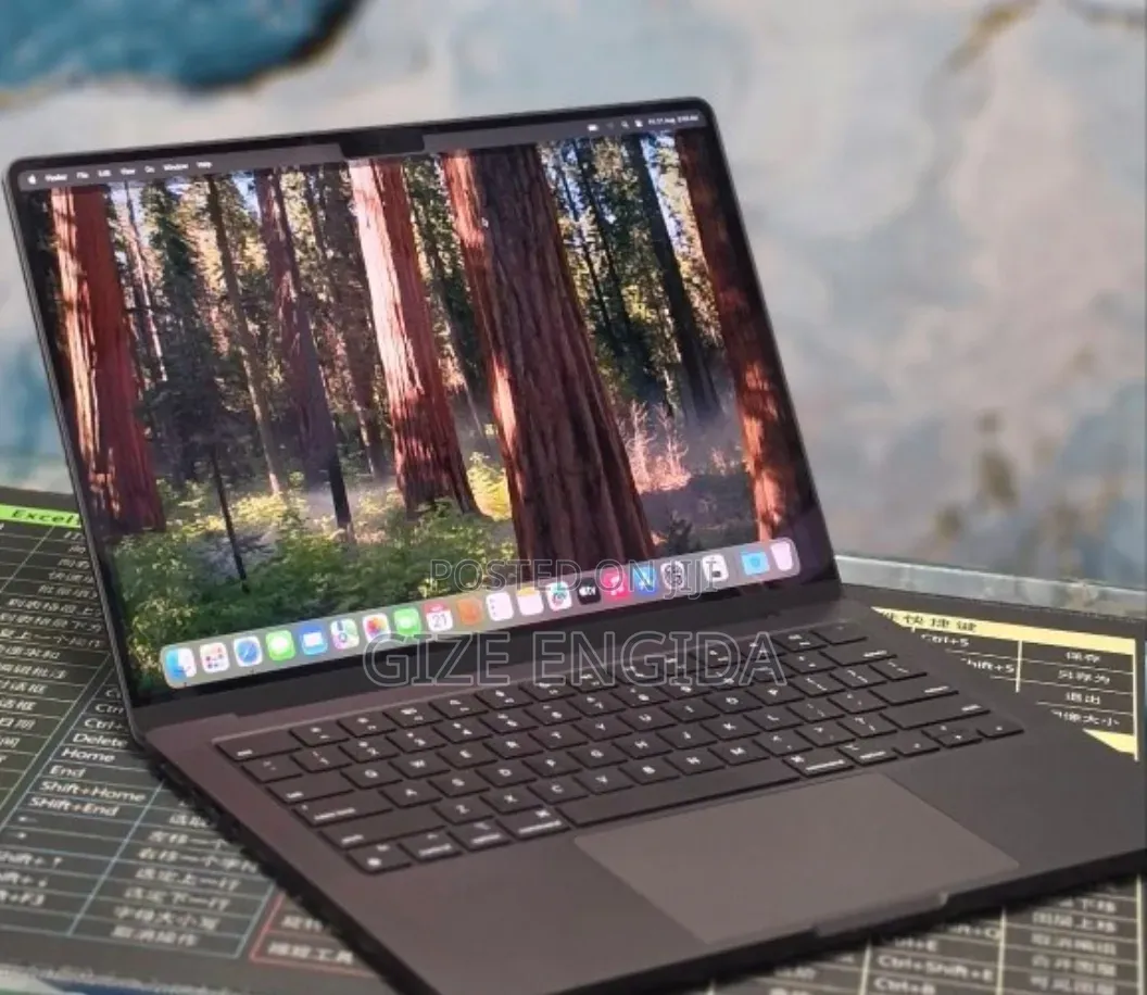 New Laptop Apple MacBook Pro 2024 M4 16GB Apple M4 Pro SSD 512GB