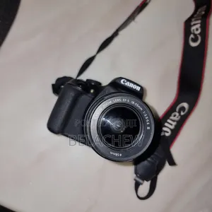 Canon EOS 2000D With 18-55mm Lens (Slightly Used)