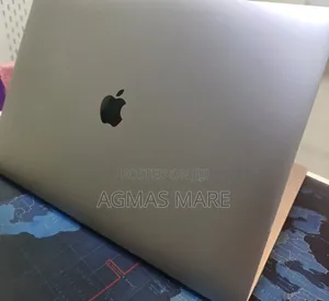 New Laptop Apple MacBook Pro 2019 16GB Intel Core i9 SSD 512GB