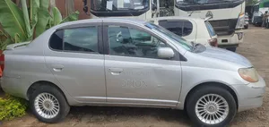 Toyota Platz 1.3 AWD 2001 Silver