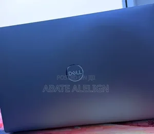New Laptop Dell Precision 5560 16GB Intel Core i9 SSD 512GB