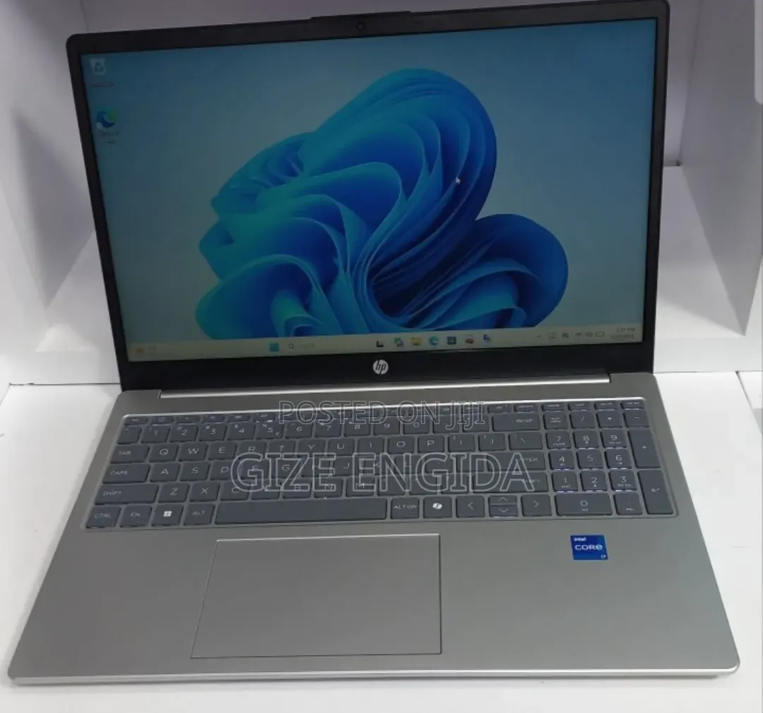 New Laptop HP Stream Notebook 16GB Intel Core i7 SSD 512GB