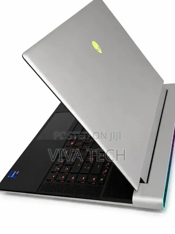 New Laptop Alienware X16 r1 16GB Intel Core i9 SSD 1T