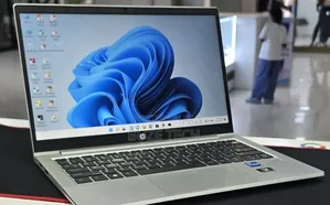 New Laptop HP EliteBook 830 G9 16GB Intel Core i5 SSD 512GB