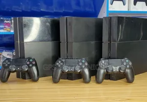 G-Ps STORE አዲስ ዓመት ልዩ አቅርቦት – PS4 FAT ከ2 Original Joystick ጋር