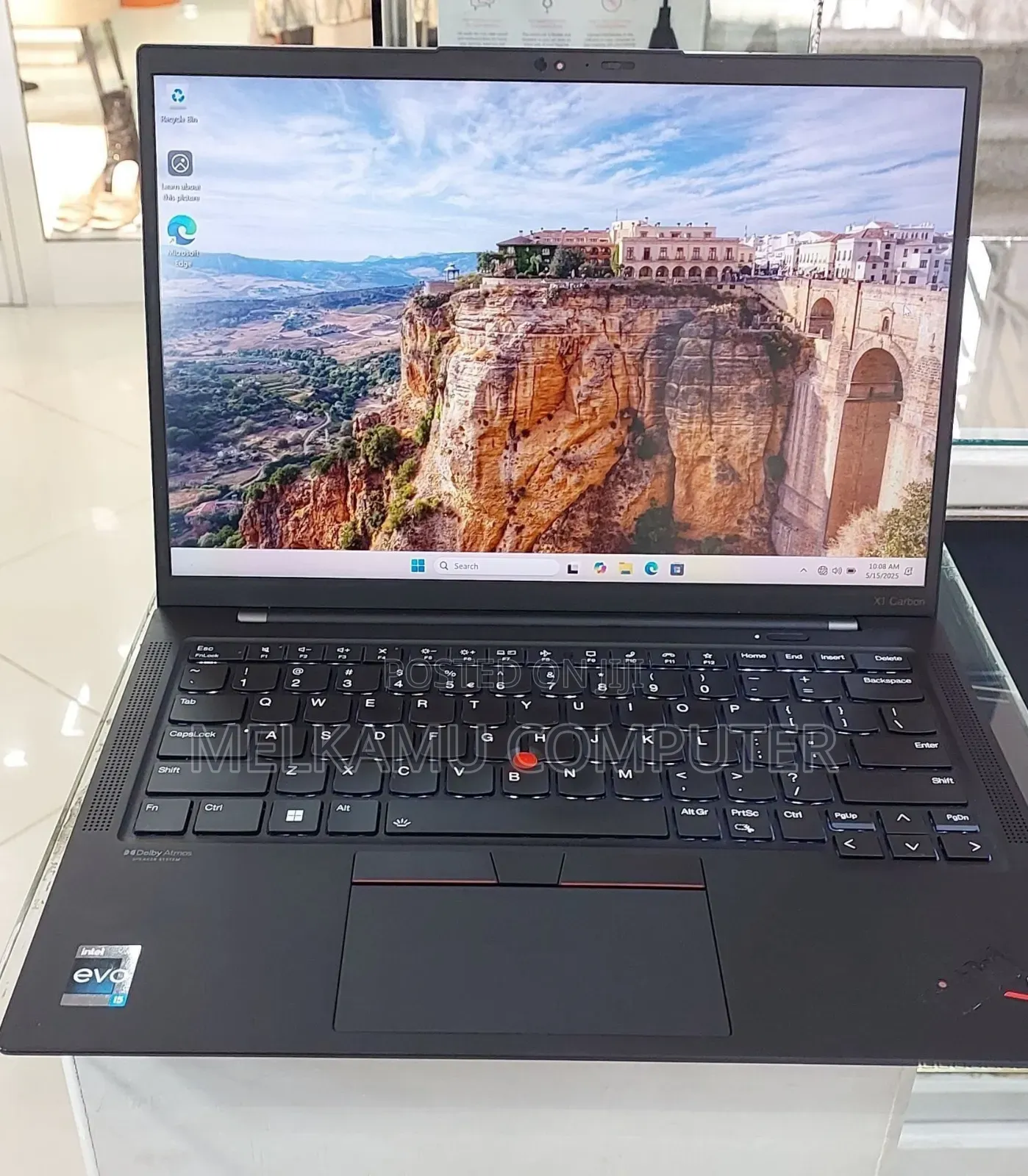 New Laptop Lenovo ThinkPad X1 Carbon 16GB Intel Core i5 SSD 512GB