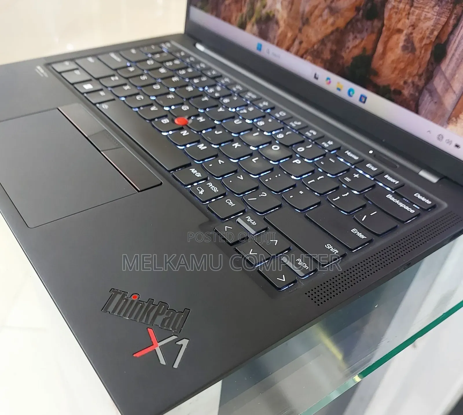 New Laptop Lenovo ThinkPad X1 Carbon 16GB Intel Core i5 SSD 512GB