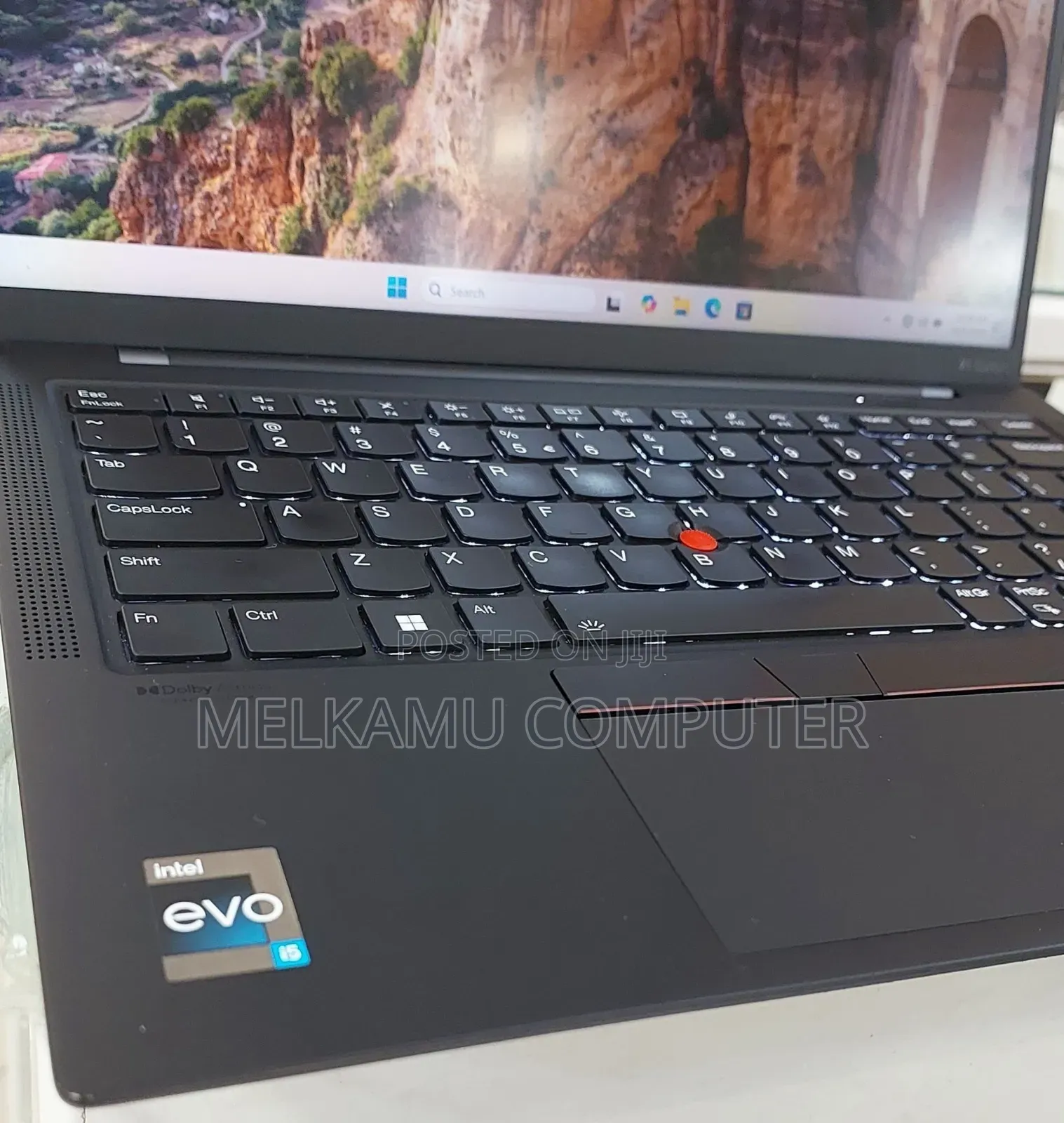 New Laptop Lenovo ThinkPad X1 Carbon 16GB Intel Core i5 SSD 512GB