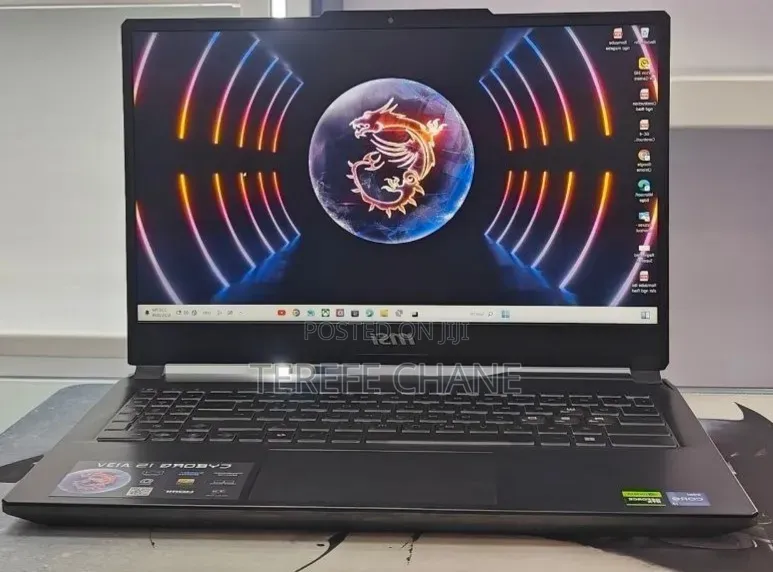 New Laptop MSI Cyborg 15 16GB Intel Core i7 SSD 1T