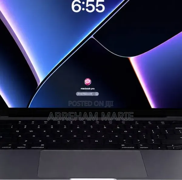 New Laptop Apple MacBook Pro 2021 M1 16GB Apple M1 Pro SSD 1T