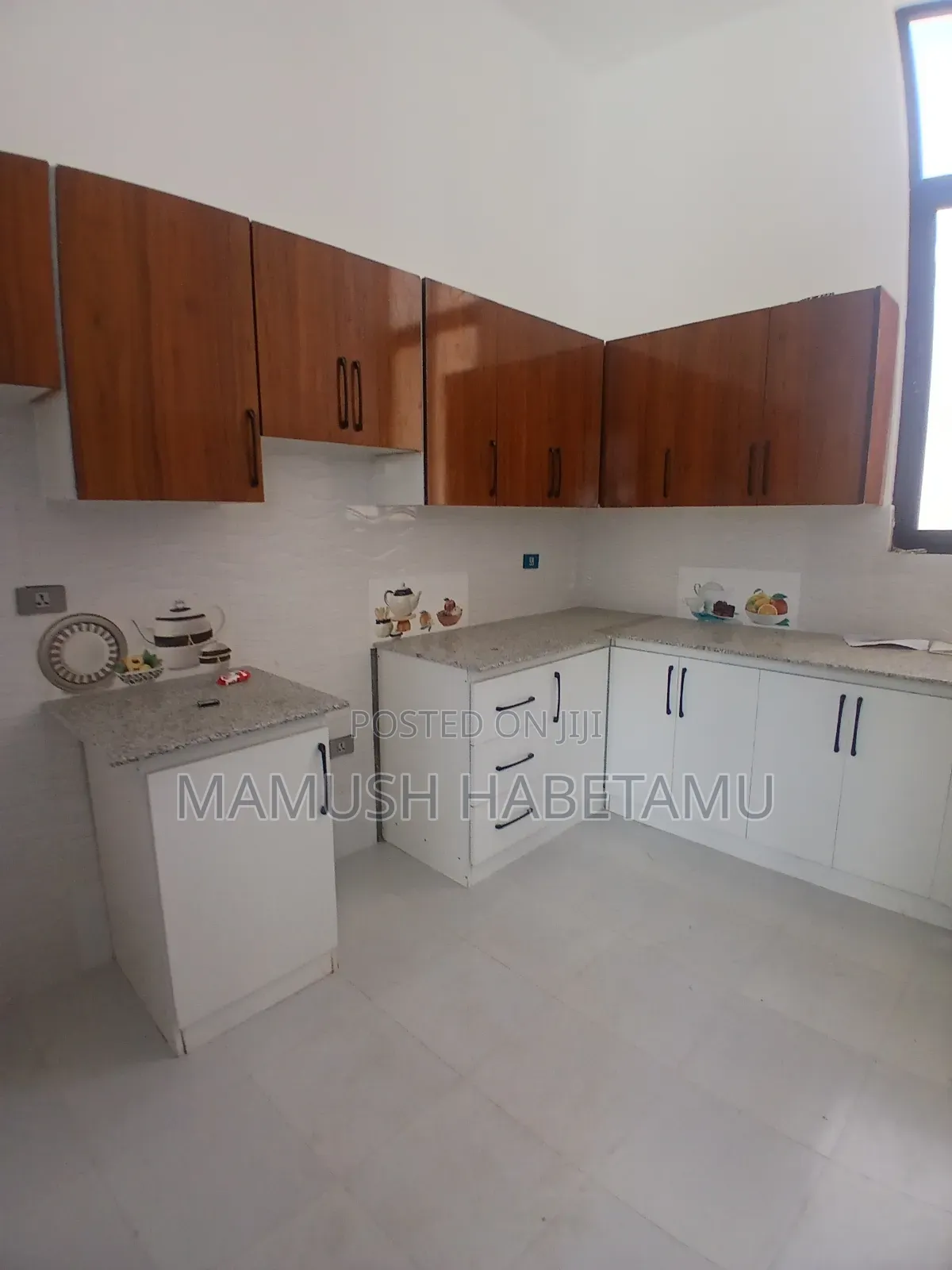 Furnished 6bdrm Villa in ቪላ, Nifas Silk-Lafto for sale