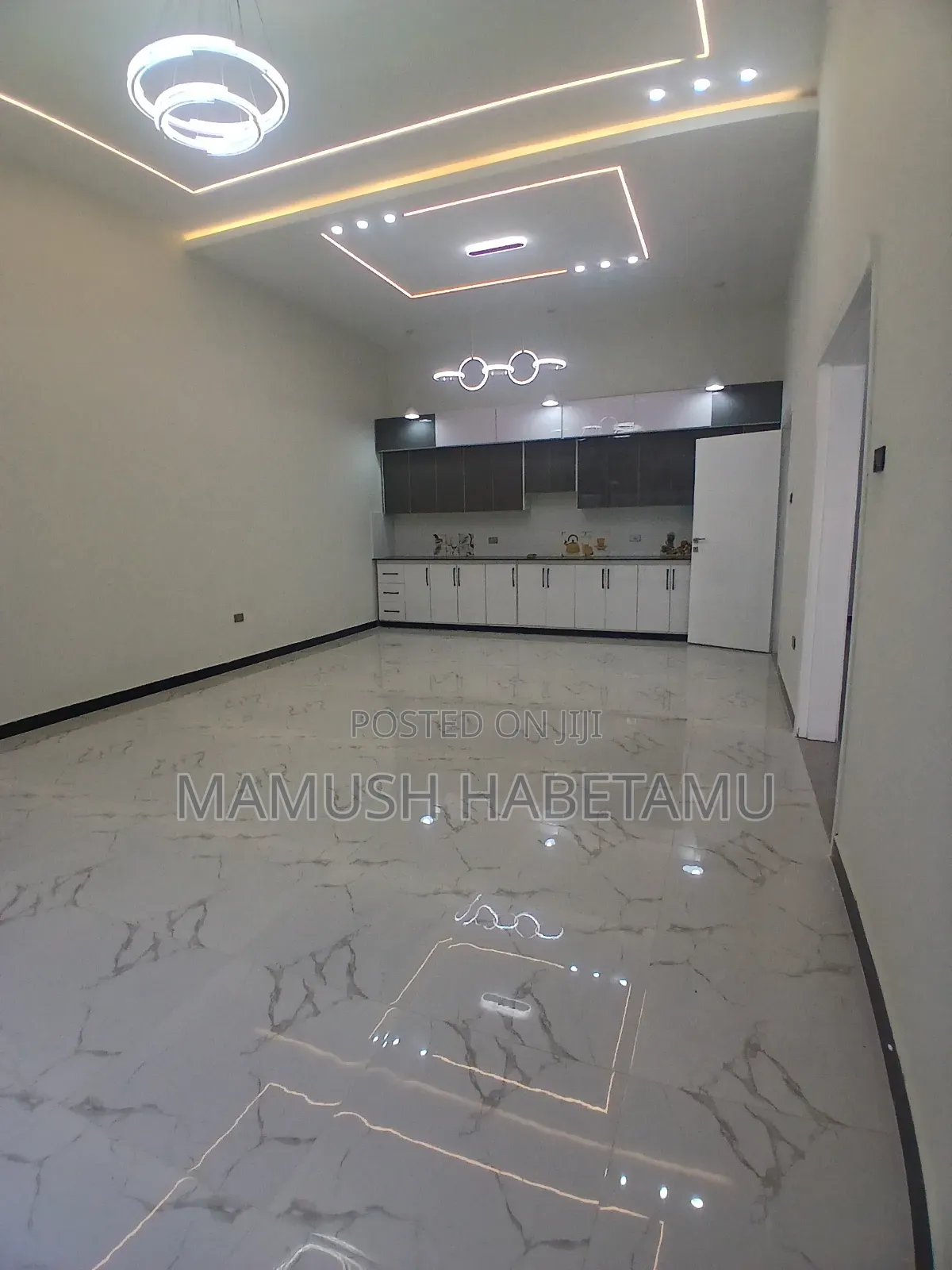 Furnished 6bdrm Villa in ቪላ, Nifas Silk-Lafto for sale