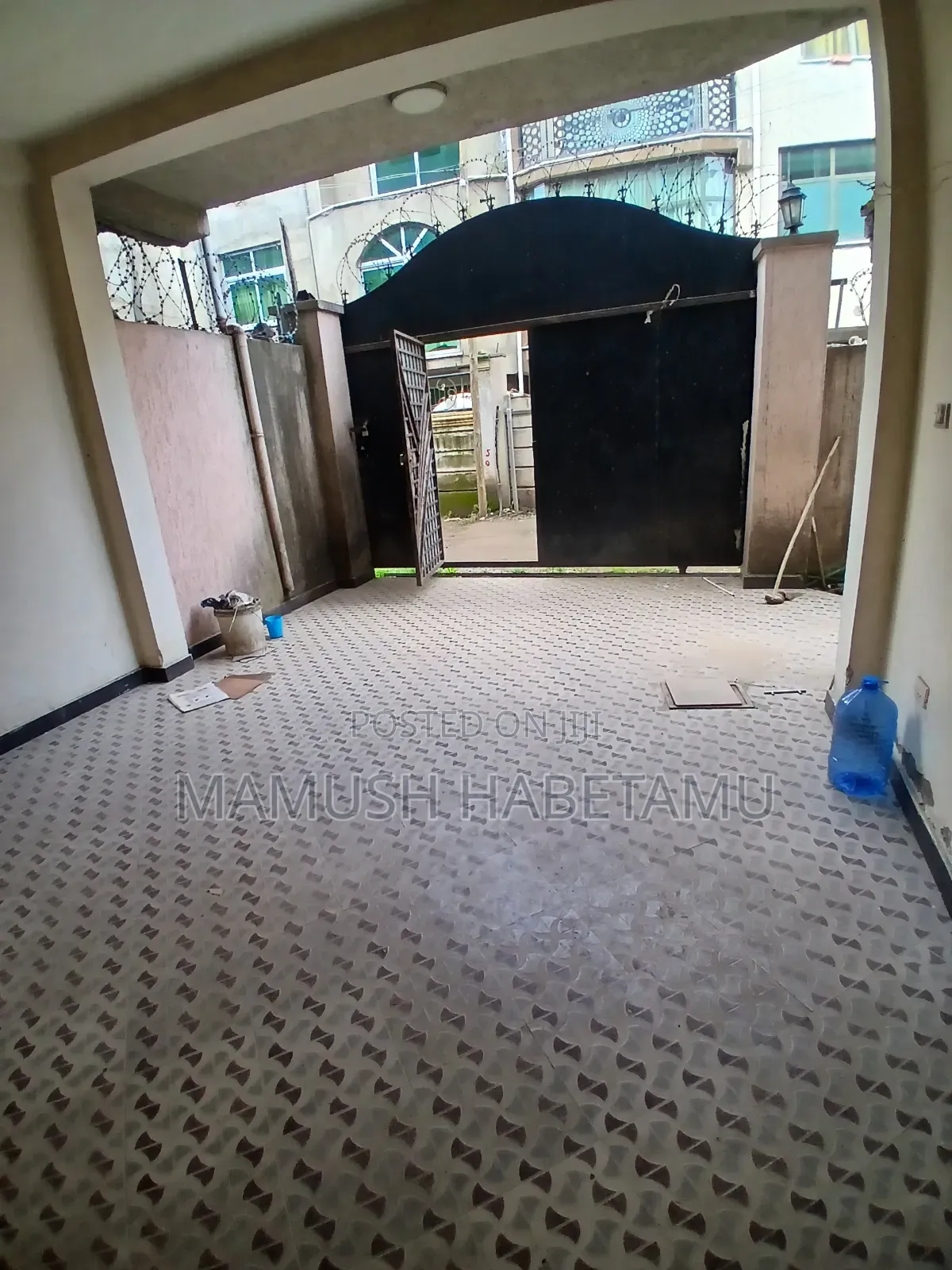 Furnished 5bdrm House in 72ማህበር, Nifas Silk-Lafto for sale
