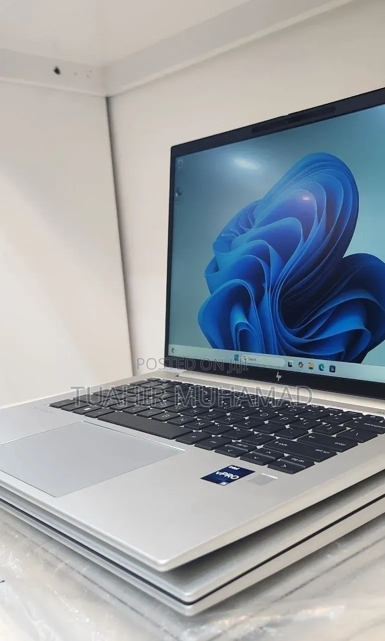 New Laptop HP EliteBook 840 16GB Intel Core i7 SSD 512GB