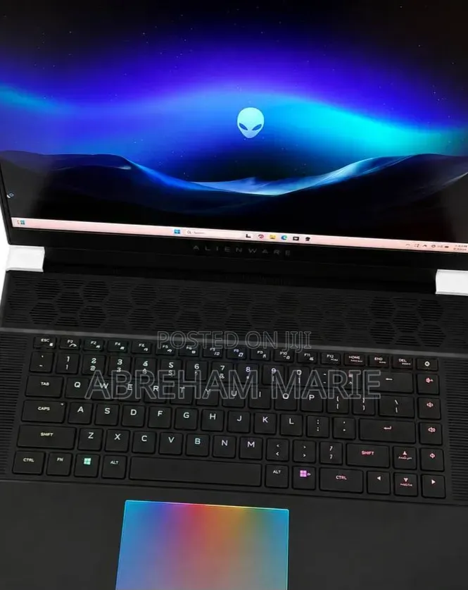 New Laptop Alienware X16 r1 32GB Intel Core i9 SSD 1T