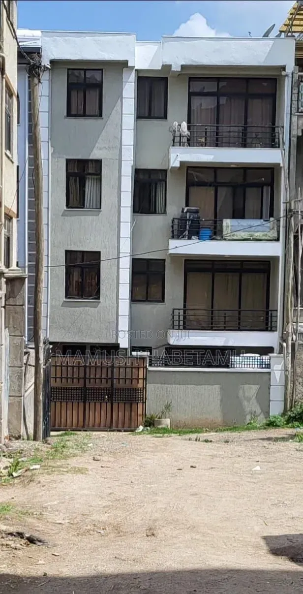 Furnished 8bdrm House in 72ማህበር G+3, Nifas Silk-Lafto for sale