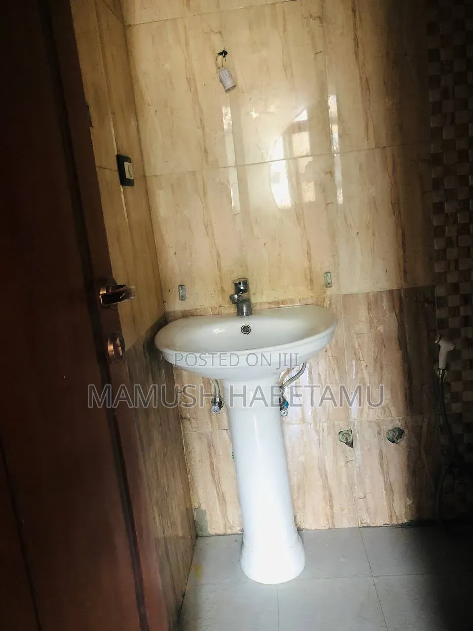 Furnished 8bdrm House in 72ማህበር G+3, Nifas Silk-Lafto for sale